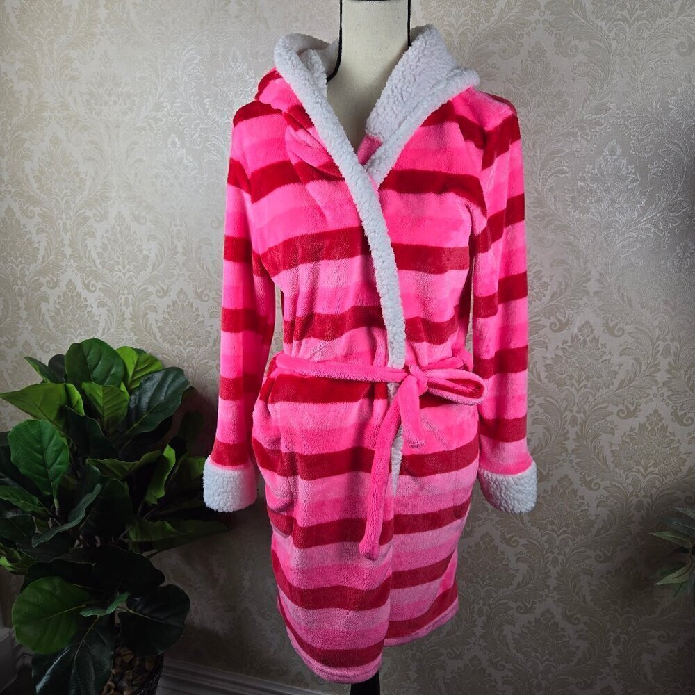 Em & Alfie One Size Red Pink Striped Plush Robe "Oh What Fun" Sequins on Back